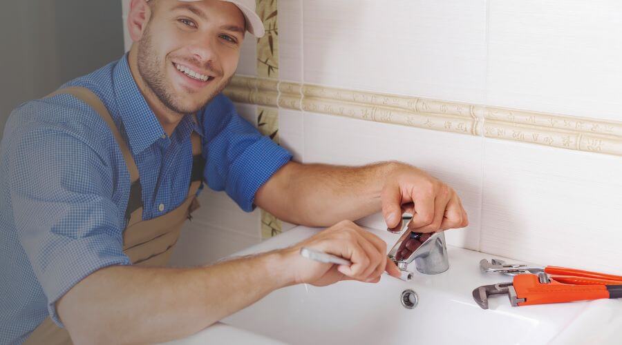 Professional clogged drains services in Grandview, IN